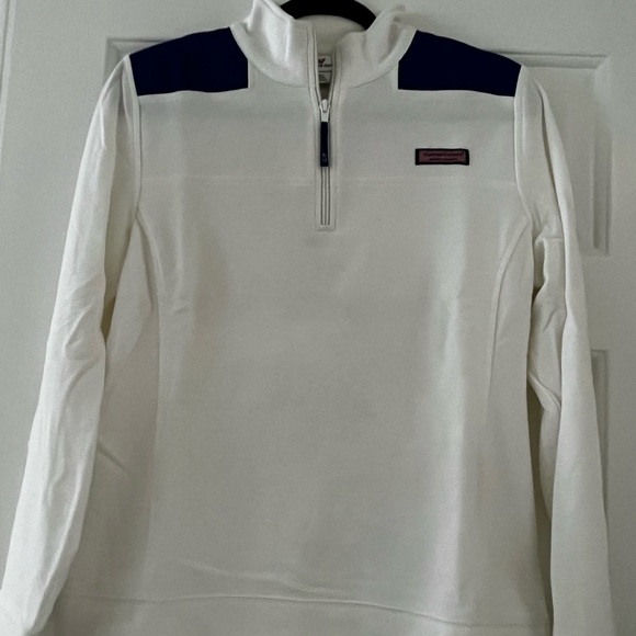 Vineyard Vines Quarter Zip - Picture 4 of 5